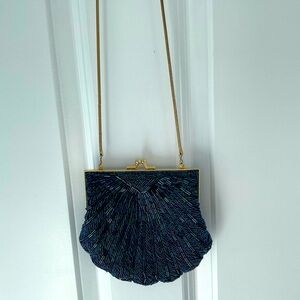 Women’s Beaded shoulder/clutch purse